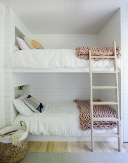 A Hamptons Beach Retreat Gets a Scandinavian-Style Makeover - Photo 13 of 19 -