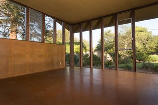A Pristine John Lautner Home in Long Beach Is Available For the First Time - Photo 3 of 6 -