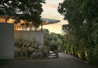A Restored Midcentury Jewel by Richard Neutra Hits the Market at $13.5M - Photo 13 of 13 -