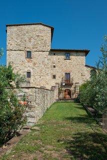 You Can Own Michelangelo’s Former Tuscan Villa For $9.3M - Photo 1 of 11 - A front view of the historic villa. 