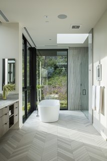 Even the bathrooms have a strong sense of the outdoors.