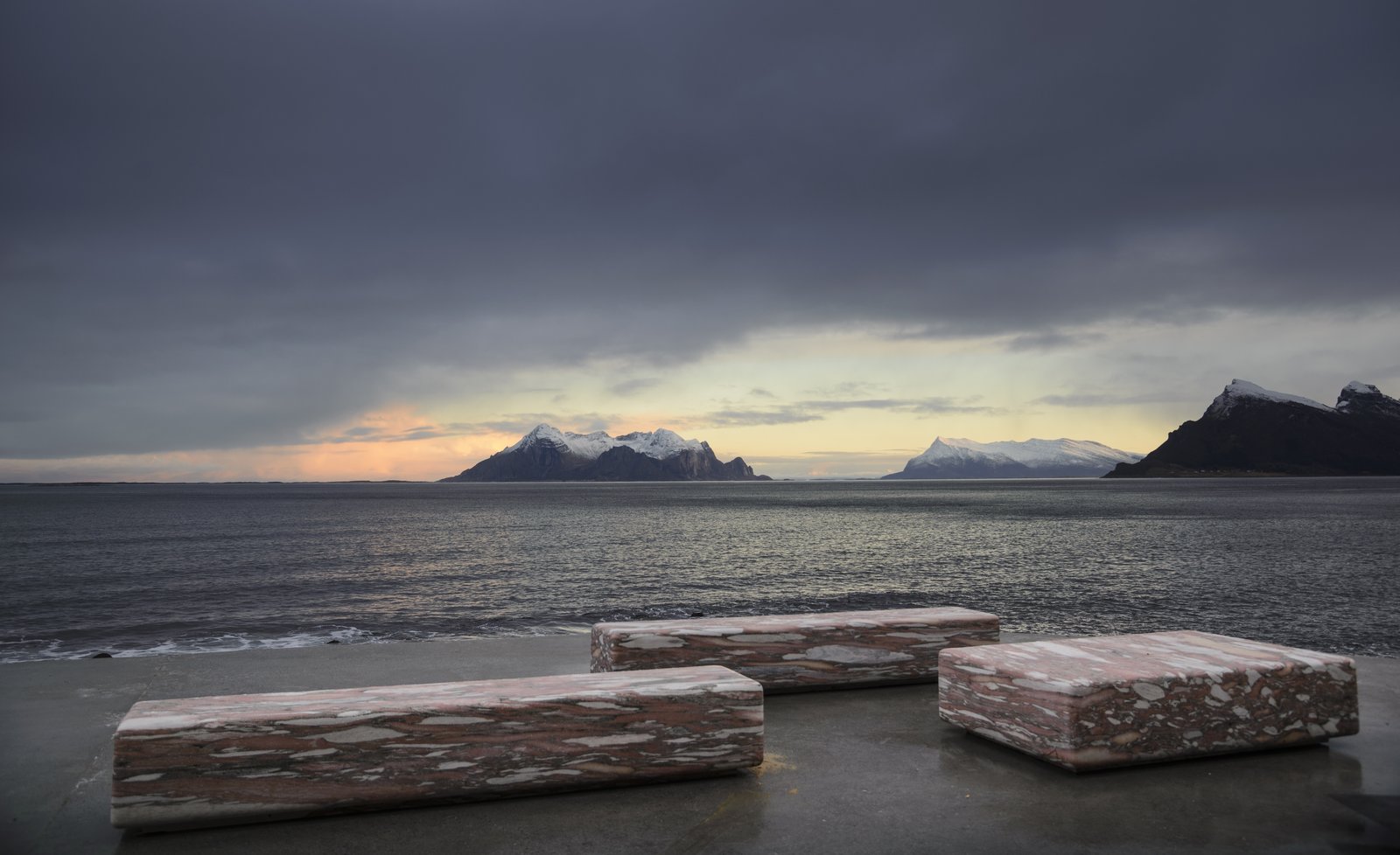 On the terrace, the benches are made from a distinctive marble that is typical of the Fauske region of Norway.