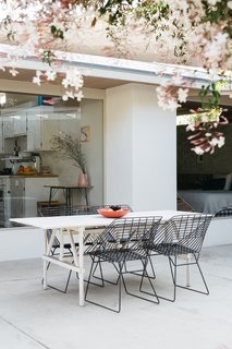 The home truly celebrates Californian indoor/outdoor living. 
