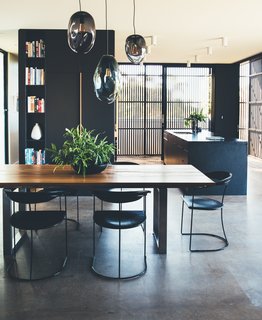 Ample light enters via the sliding hardwood screens, keeping the interiors bright and airy. 
