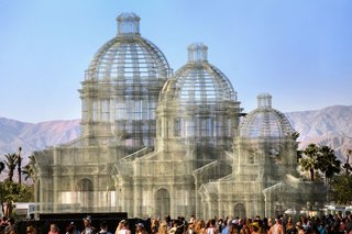 The installation consists of three transparent sculptures inspired by Neoclassical and Baroque architecture, all with identical shapes but different sizes, positioned on an axis and measuring 36, 54, and 72 feet in height, respectively. The transparent wire mesh creates an optical effect composed of perspectives and dimensional relationships. 