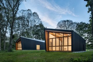 Fiedler Marciano Architecture chose the location of the studios and the materials palette with both the artists and natural surroundings in mind.