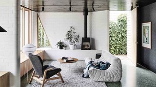 The team created a new entrance for the home, which leads directly into the new addition. 