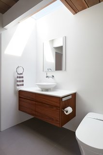 A bathroom skylight increases the sense of space. 