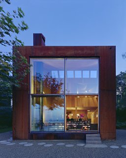 A Sculptural Steel Abode on Lake Geneva Is Up For Auction - Photo 12 of 12 -