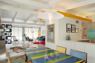 The bright and cheery dining and kitchen area. 