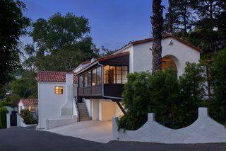 Here is 6225 Quebec Drive at dusk. 