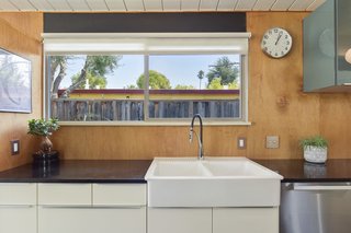 The double sink. 