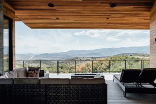A look at the spectacular landscape. 