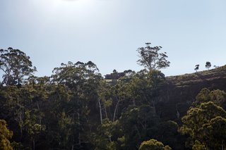 The home steeps in dramatic views of the gorge.