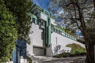 A street view of the Samuel-Novarro House by Lloyd Wright.