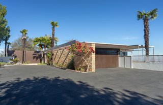 The unassuming facade of the Rados House hides its greatest secret: It is one of the largest Neutra-designed houses in the United States. 