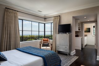 A guest bedroom. 