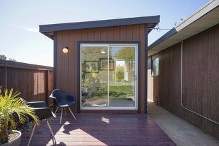 On the side there’s an additional, permitted "casita" with a double-pane sliding door and its very own deck—perfect for a private home office, studio space, or tiny guest house.