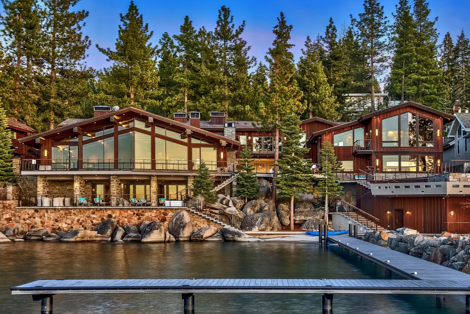 A Midcentury Lake Tahoe Mansion Where Frank Sinatra Used to Hang Out ...