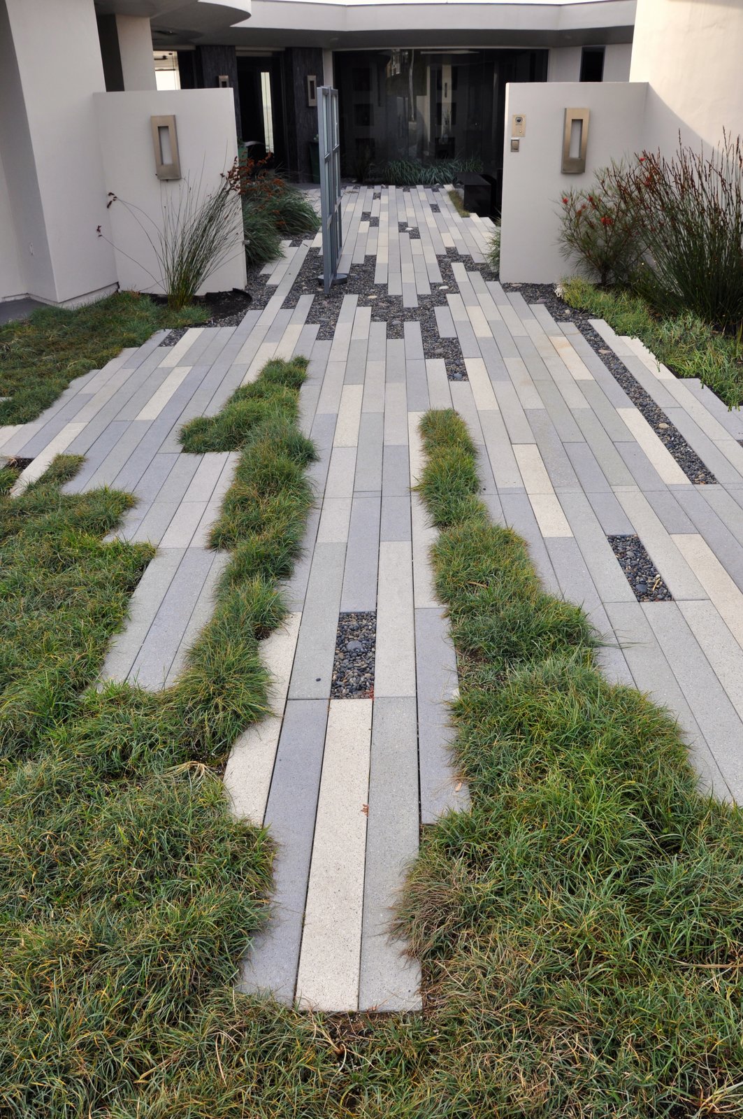Photo 1 of 51 in Large Scale CalArc Pavers by Stepstone, LLC Dwell
