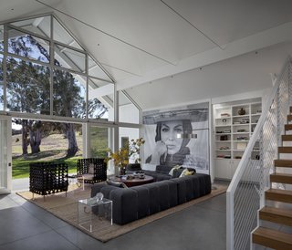Top 5 Homes of the Week With Striking Glass Walls - Photo 5 of 5 -