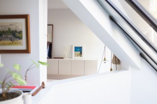 A Revitalized Townhouse that Owes Everything to Angles - Photo 8 of 8 -