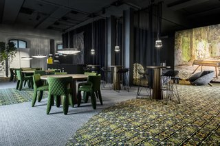 Moooi Carpets - Photo 3 of 3 -