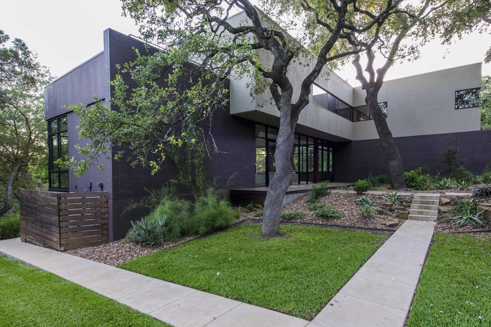 Photo 8 of 8 in An Austin Airbnb Is a Blissful Getaway Dwell