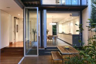 Sleek Architect's Home (Sydney, Australia)