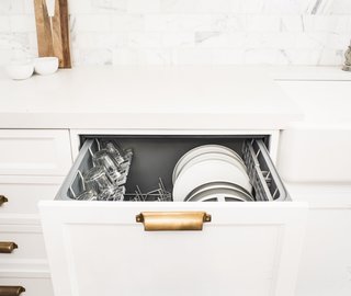 Nine wash cycles vary from delicate to heavy duty.