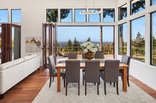Get Smart: Tech-Forward Homes Around the Globe - Photo 3 of 8 -