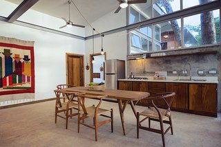 A Community-Oriented Vacation Rental in Panamanian Paradise - Photo 4 of 8 - Christopher's friend, an engineer at Apple, designed the dining tables and made them on the island.
