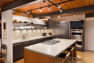 This Post-and-Beam in Pasadena Offers Classic California Living For $1.9M - Photo 5 of 11 -