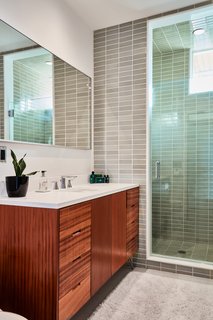 The Stunningly Restored Hassrick Residence by Richard Neutra Hits the Market at $2.2M - Photo 11 of 12 -