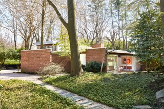 The Stunningly Restored Hassrick Residence by Richard Neutra Hits the Market at $2.2M - Photo 12 of 12 -