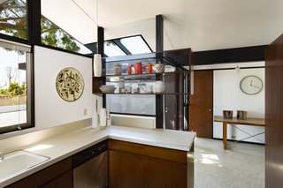 Offered at $899K, a Restored Midcentury Abode Shines in Southern California - Photo 5 of 13 -