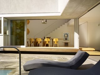 Tobey Maguire Snatches Up Googleplex Architect Clive Wilkinson’s Los Angeles Home For $3.4M - Photo 4 of 9 -