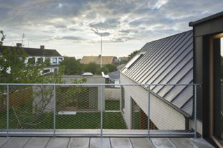 Sleek Scandinavian Design Permeates a Family’s Summer House in an Old Fishing Village - Photo 10 of 11 -