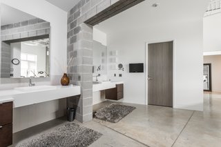 A Converted Ink Factory in Downtown Indianapolis Asks $2.6M - Photo 11 of 12 -