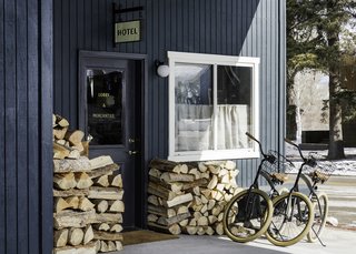 Classic West Meets Contemporary Cool at the Anvil Hotel in Jackson, Wyoming - Photo 6 of 11 -
