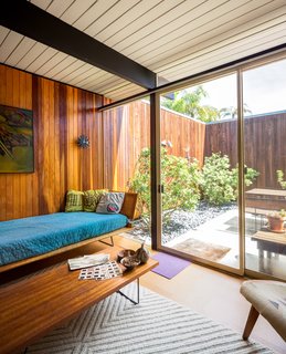 A Stunningly Restored Midcentury by Case Study Architect Craig Ellwood Asks $800K in San Diego - Photo 7 of 9 -