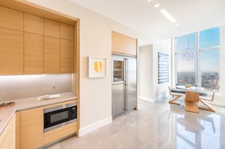 Tour This Frank Gehry-Designed Penthouse in NYC That’s Back on the Market - Photo 5 of 8 -