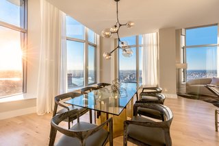 Tour This Frank Gehry-Designed Penthouse in NYC That’s Back on the Market - Photo 4 of 8 -