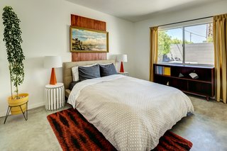 A Donald Wexler-Designed Midcentury Home in Palm Springs Asks $599K - Photo 6 of 10 -