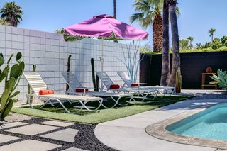 A Donald Wexler-Designed Midcentury Home in Palm Springs Asks $599K - Photo 10 of 10 -