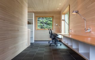 A Lake Superior Escape With a Whitewashed Masonry Sauna - Photo 12 of 12 -