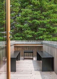 A Lake Superior Escape With a Whitewashed Masonry Sauna - Photo 10 of 12 -