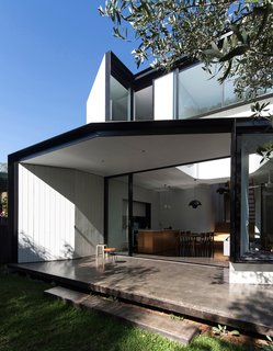 Unfurled House By Christopher Polly Architect - Photo 4 of 21 -
