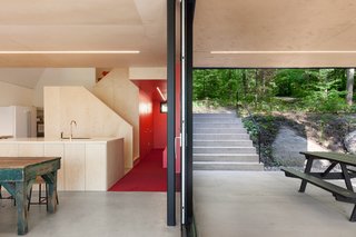 FAHouse: A Double Triangular House in the Forest - Photo 9 of 22 -