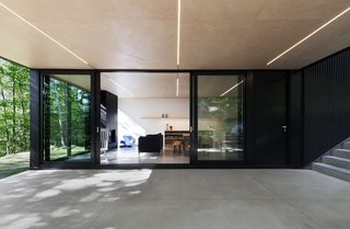 FAHouse: A Double Triangular House in the Forest - Photo 8 of 22 -